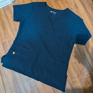 Wonderwink four stretch scrub top